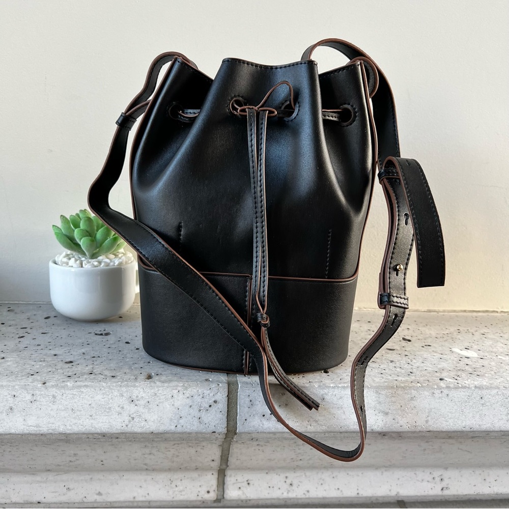 Leather bucket bag